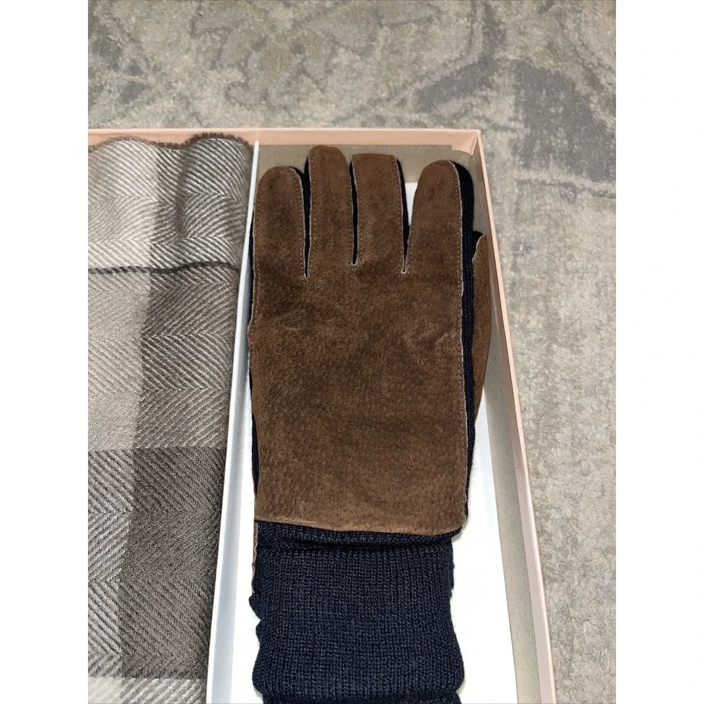New In‎ Box Totes For Women Matching Muffler And Glove Set Beige Brown One Size